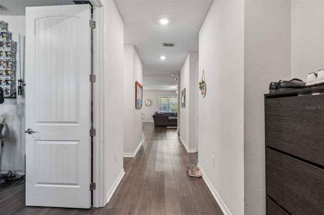 7604 POOL COMPASS LOOP, Wesley Chapel, FL 33545