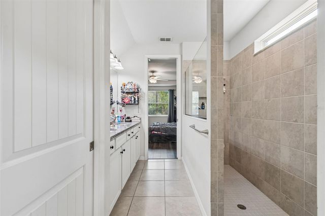 7604 POOL COMPASS LOOP, Wesley Chapel, FL 33545