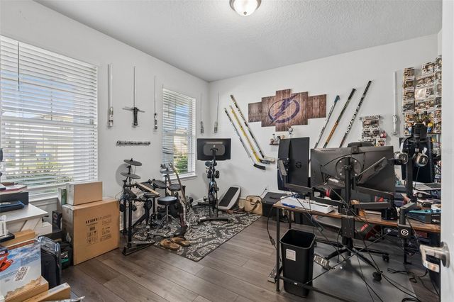 7604 POOL COMPASS LOOP, Wesley Chapel, FL 33545