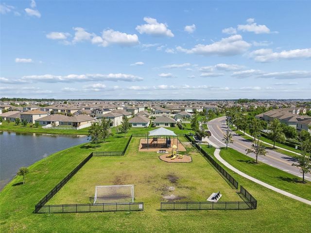 7604 POOL COMPASS LOOP, Wesley Chapel, FL 33545