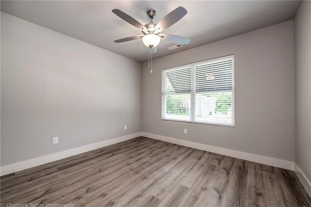 1510 N Gregg Avenue, Fayetteville, AR 72703