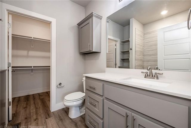 1510 N Gregg Avenue, Fayetteville, AR 72703