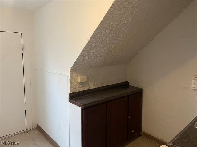 1461 Newman Avenue, Lakewood, OH 44107