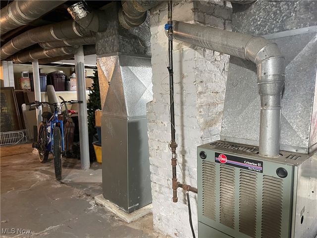 1461 Newman Avenue, Lakewood, OH 44107