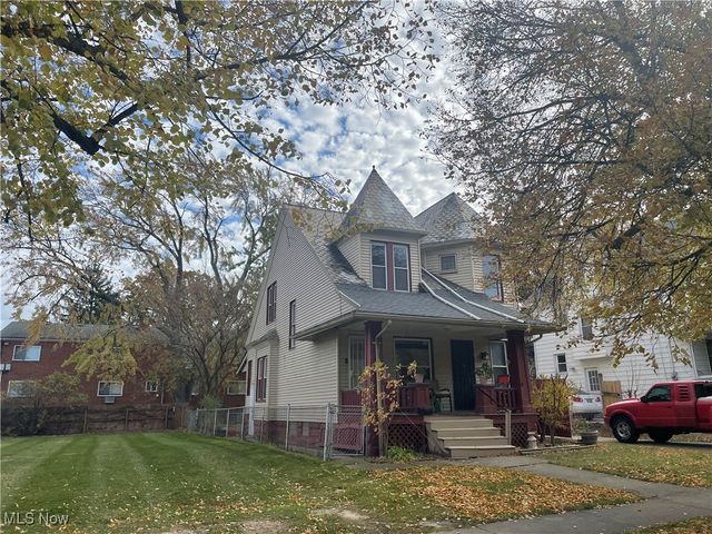 1461 Newman Avenue, Lakewood, OH 44107