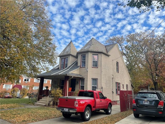 1461 Newman Avenue, Lakewood, OH 44107