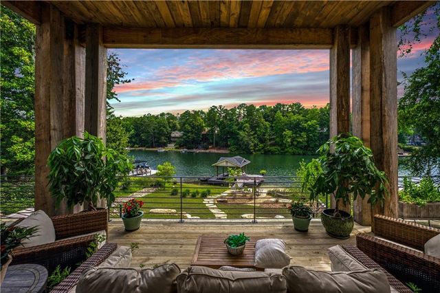 113 Smohalla Court, Waleska, GA 30183