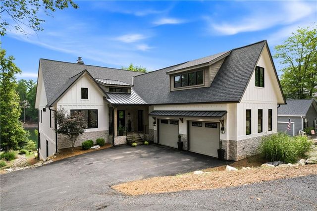 113 Smohalla Court, Waleska, GA 30183