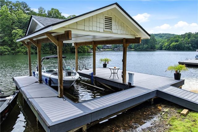 113 Smohalla Court, Waleska, GA 30183