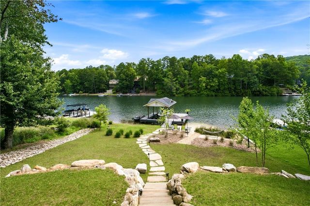113 Smohalla Court, Waleska, GA 30183