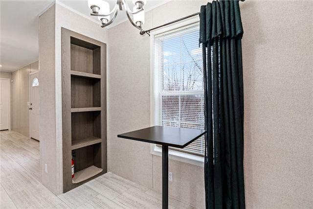 36 Leesburg Court, Imperial, PA 15126