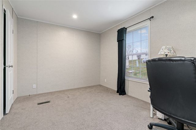 36 Leesburg Court, Imperial, PA 15126