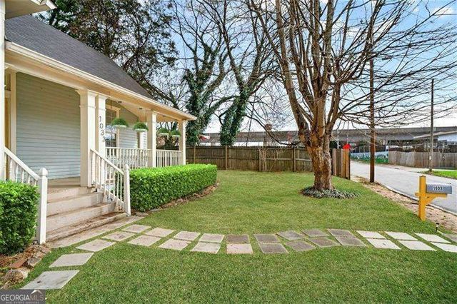 1033 White Oak Avenue SW, Atlanta, GA 30310