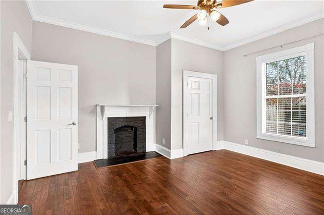 1033 White Oak Avenue SW, Atlanta, GA 30310