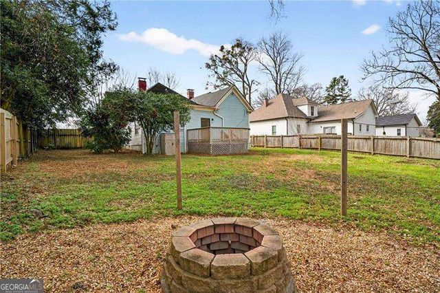 1033 White Oak Avenue SW, Atlanta, GA 30310
