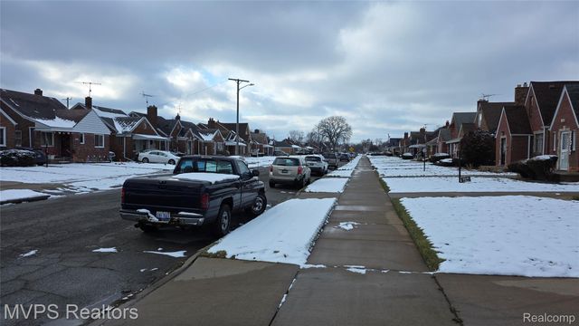 15031 Eastburn Street, Detroit, MI 48205