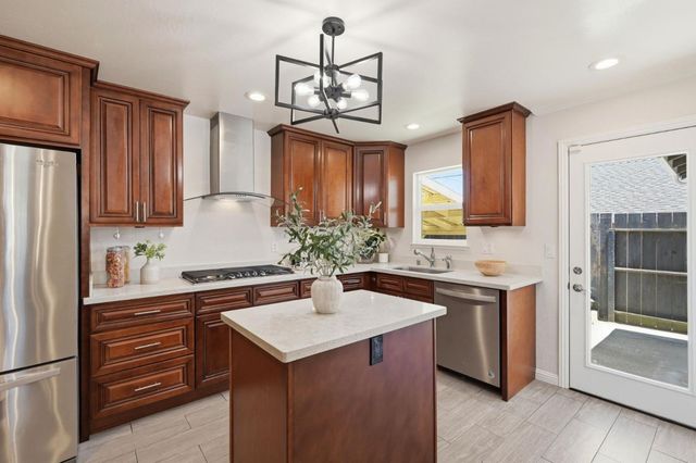 2226 Hamilton Drive, San Bruno, CA 94066