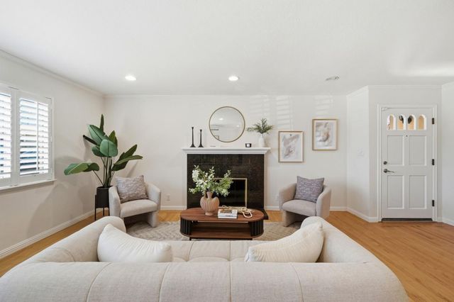 2226 Hamilton Drive, San Bruno, CA 94066