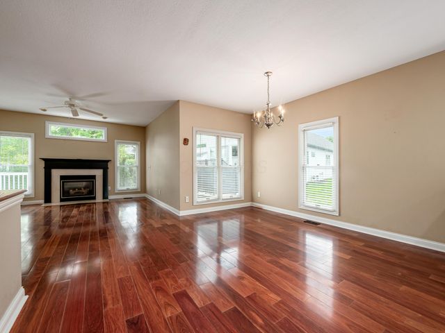 995 Bushwood Lane, Columbus, OH 43235