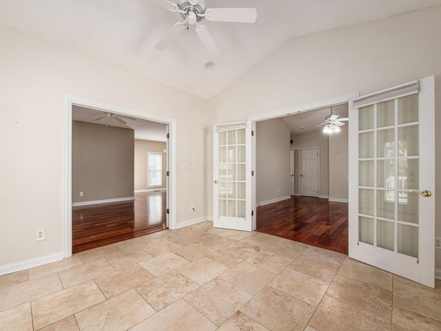 995 Bushwood Lane, Columbus, OH 43235