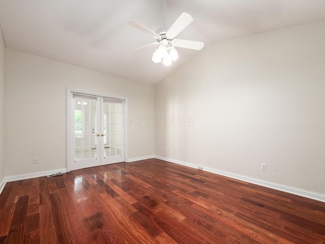 995 Bushwood Lane, Columbus, OH 43235