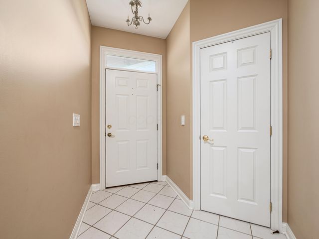 995 Bushwood Lane, Columbus, OH 43235