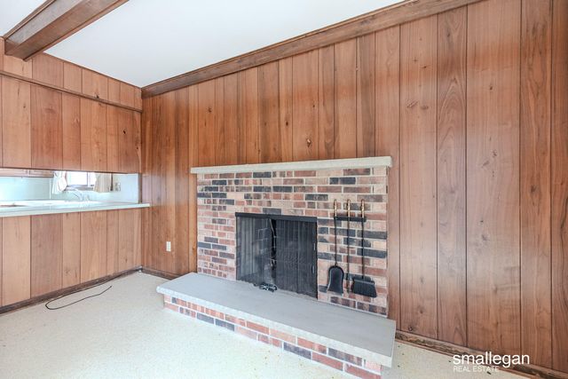 1237 Dale Court Ne, City Of Grand Rapids, MI 49505