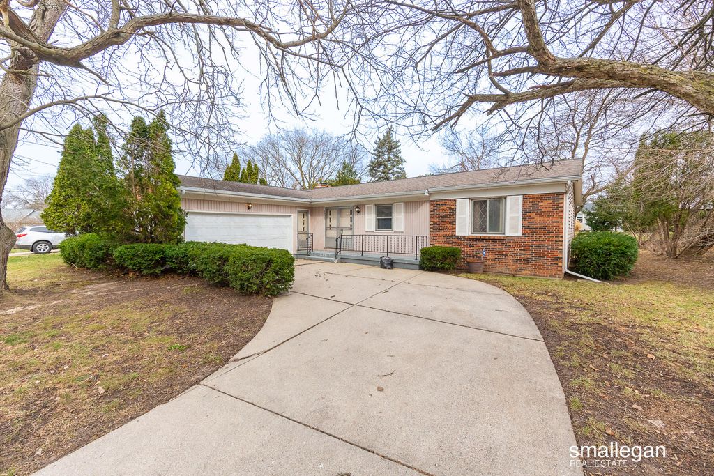 1237 Dale Court Ne, City Of Grand Rapids, MI 49505
