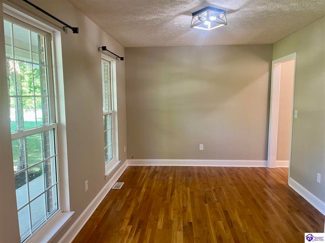65 Cypress Drive, Elizabethtown, KY 42701