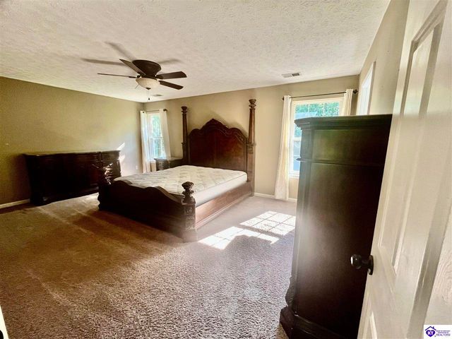 65 Cypress Drive, Elizabethtown, KY 42701