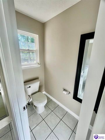 65 Cypress Drive, Elizabethtown, KY 42701