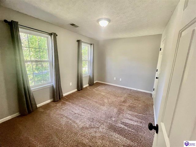 65 Cypress Drive, Elizabethtown, KY 42701