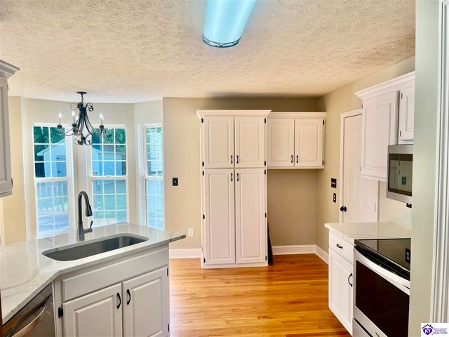 65 Cypress Drive, Elizabethtown, KY 42701