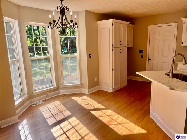65 Cypress Drive, Elizabethtown, KY 42701
