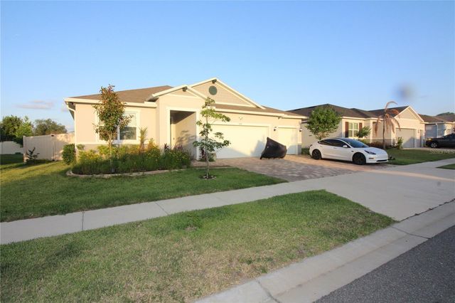 9449 SANDERS PARK PLACE, Seffner, FL 33584