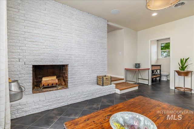 1914 N Amber, Boise, ID 83706