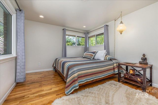 1914 N Amber, Boise, ID 83706