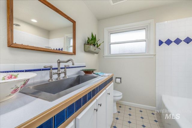 1914 N Amber, Boise, ID 83706