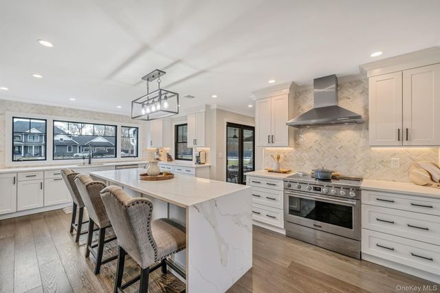 665 Mount Sinai Coram Road, Mount Sinai, NY 11766