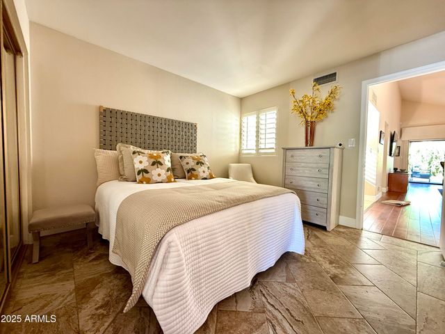 15020 N 40TH Street 19, Phoenix, AZ 85032