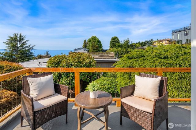 2342 NW 98th Street, Seattle, WA 98117