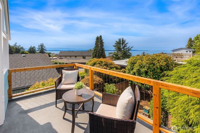2342 NW 98th Street, Seattle, WA 98117