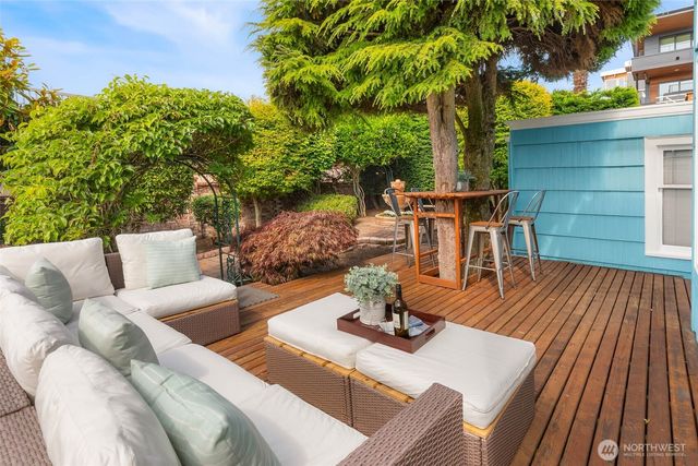 2342 NW 98th Street, Seattle, WA 98117