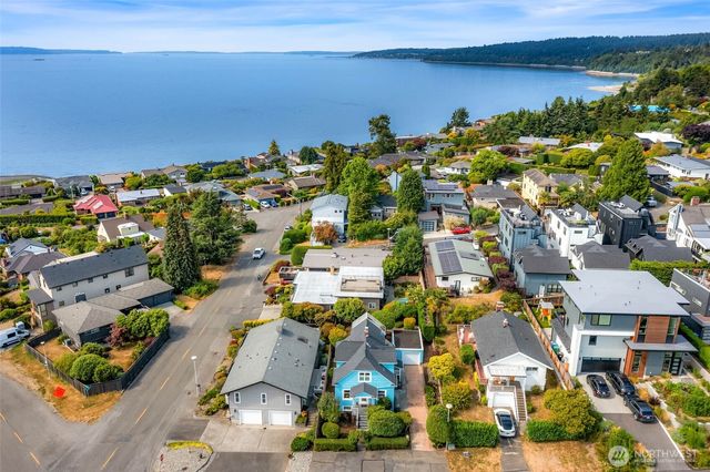 2342 NW 98th Street, Seattle, WA 98117