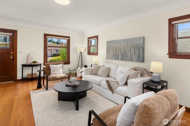 2342 NW 98th Street, Seattle, WA 98117