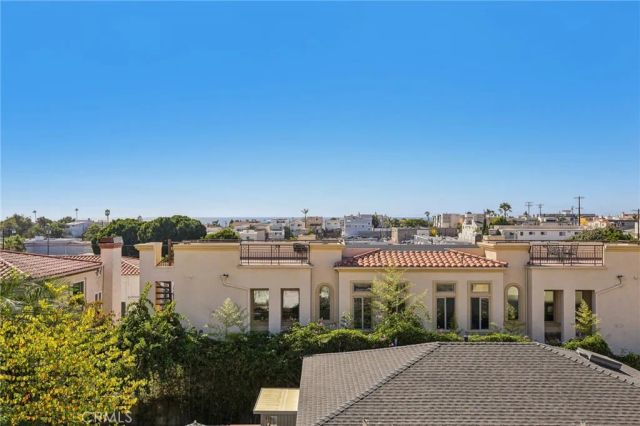 656 7th Street, Hermosa Beach, CA 90254