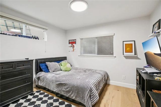 656 7th Street, Hermosa Beach, CA 90254