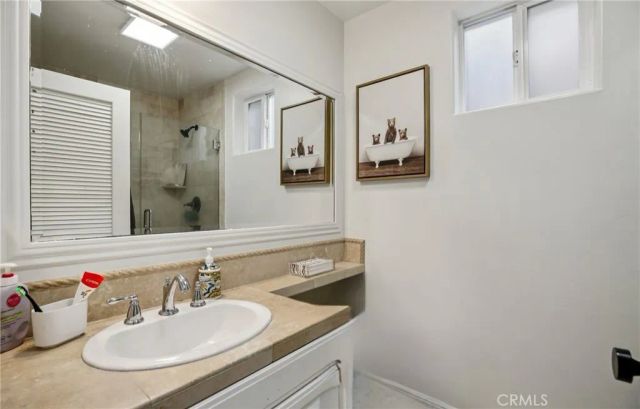 656 7th Street, Hermosa Beach, CA 90254