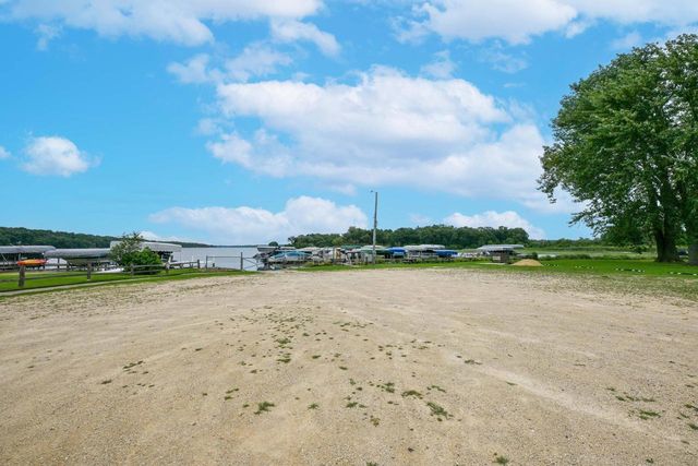 4010 Masche DRIVE, Delavan, WI 53115