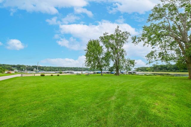 4010 Masche DRIVE, Delavan, WI 53115